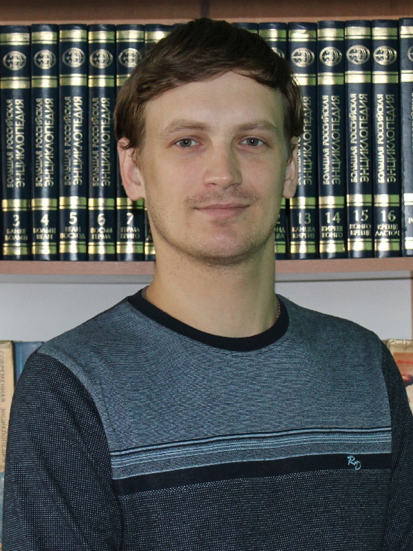 Захаров Артем Александрович.